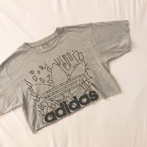 Adidas cropped tee🕊